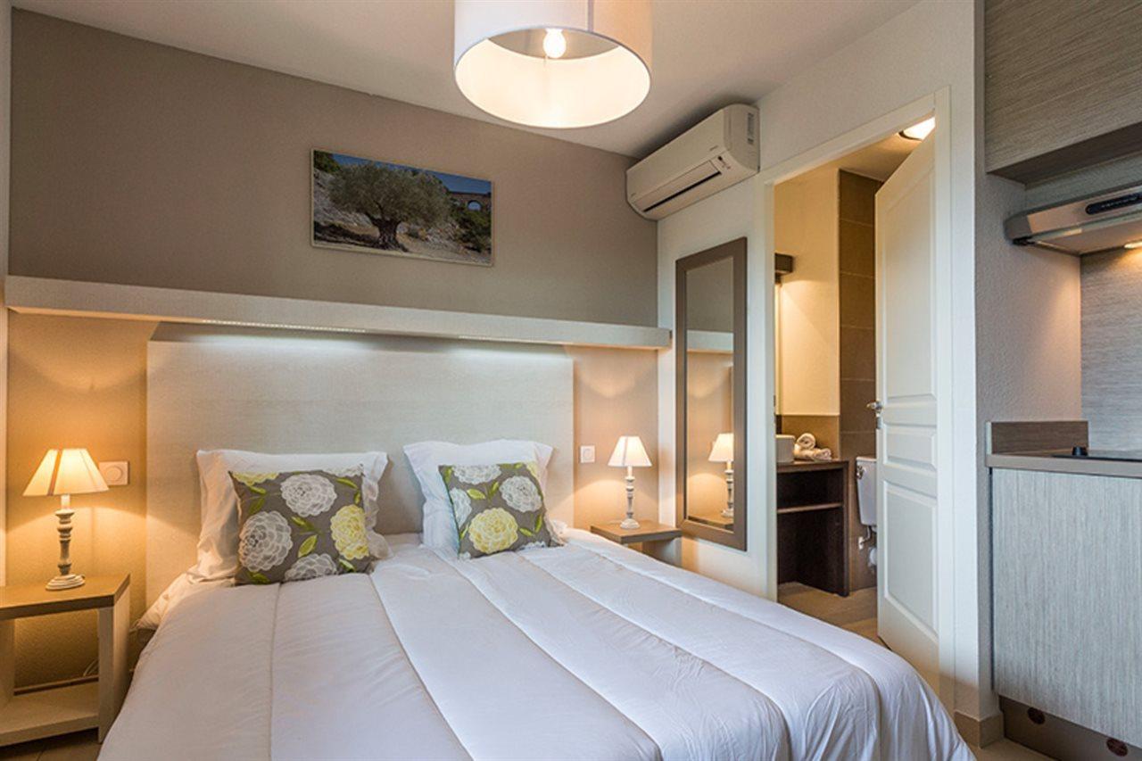 Residhotel Residence Pont Du Gard Remoulins Exterior photo