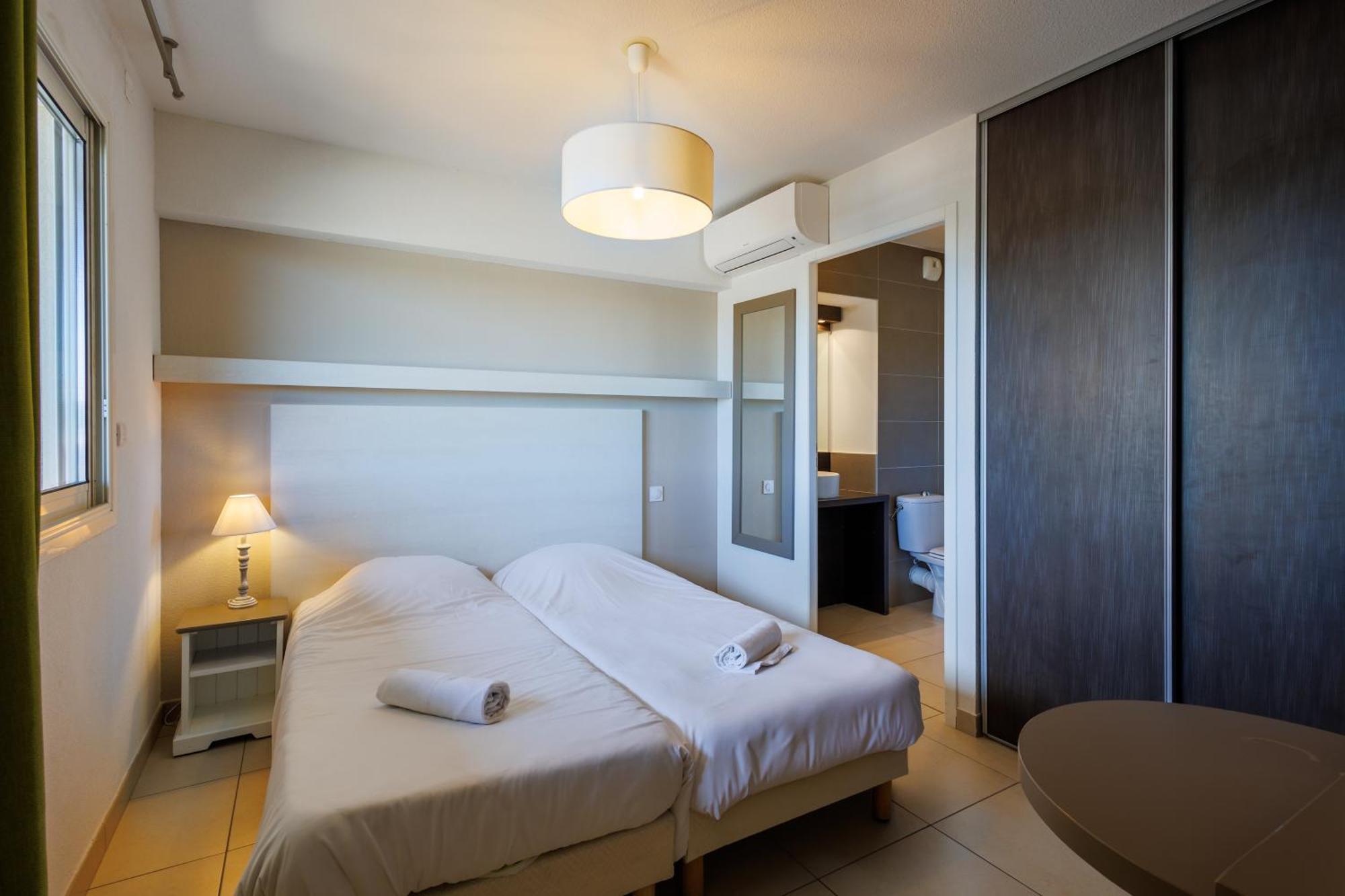 Residhotel Residence Pont Du Gard Remoulins Exterior photo