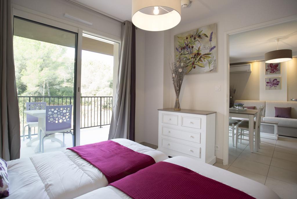 Residhotel Residence Pont Du Gard Remoulins Room photo